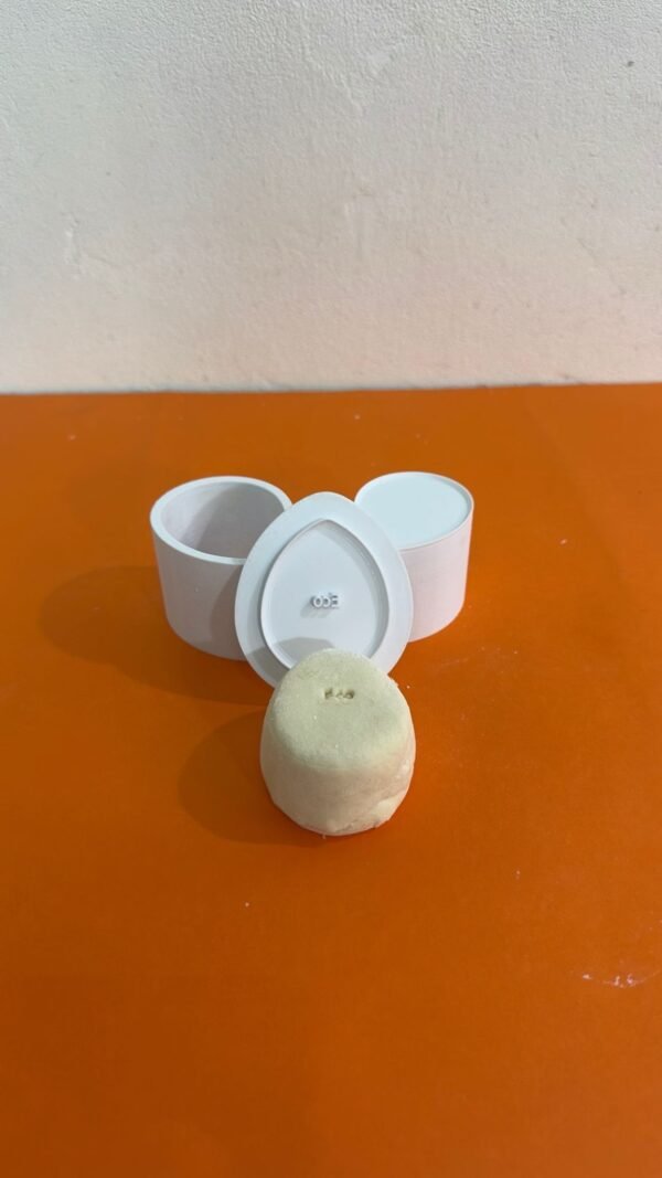 Nuevo molde con forma de gota